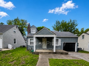 Building Photo - 119 W 79 Terrace