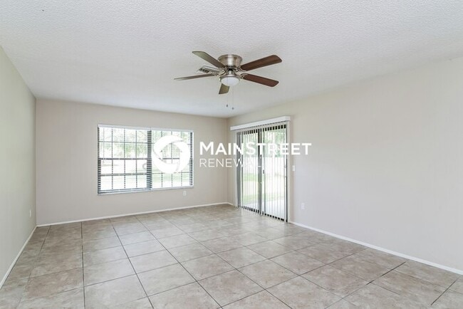 Building Photo - 3 Bedroom Pet-Friendly Home in North Port,...