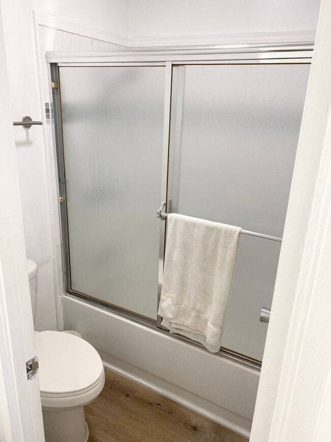 Building Photo - Pearlridge Gardens & Tower:1 Bdrm 1 Bath Condo Apt w/ 1 Open Pkg