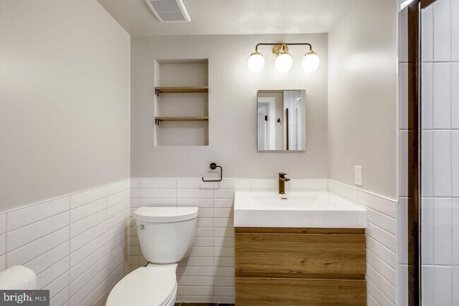 Building Photo - 4416 15th St NW