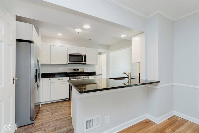 Building Photo - 5033 N Pennsylvania St