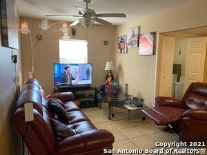 Building Photo - 100 Dinn Dr