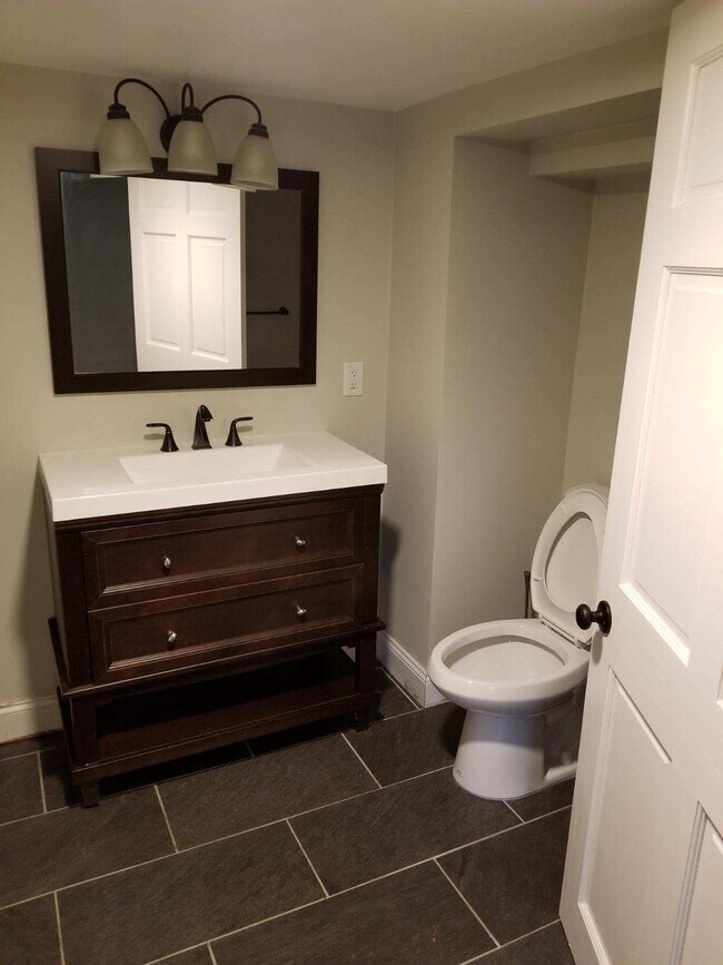 Bathroom - 114 Ferris Pl