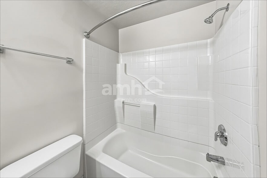 Building Photo - 13631 Clipper Ridge Way
