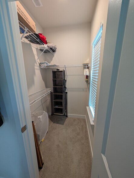 Building Photo - 460 Spearfield Ln