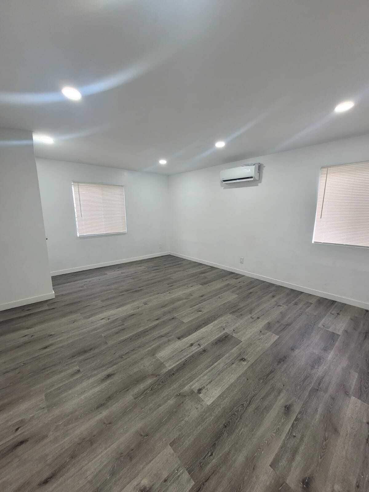 Building Photo - 4620 Tweedy Blvd