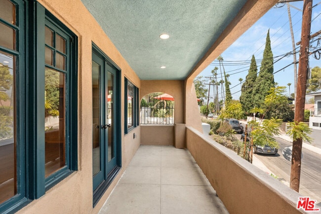 Building Photo - 3432 Winslow Dr