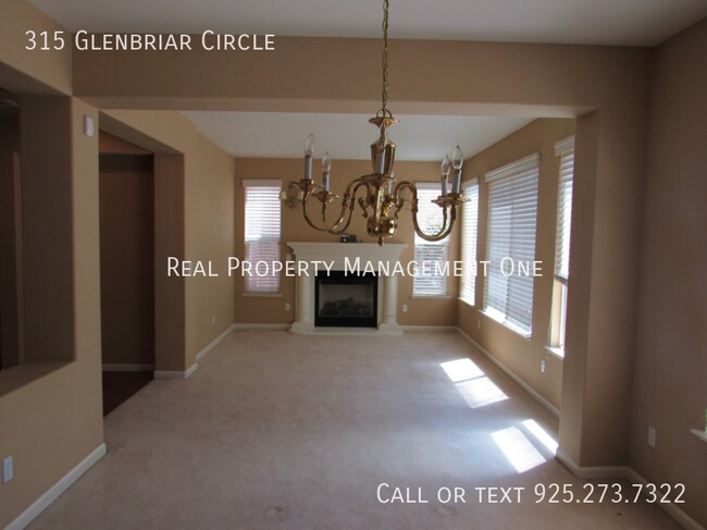 Building Photo - 315 Glenbriar Cir