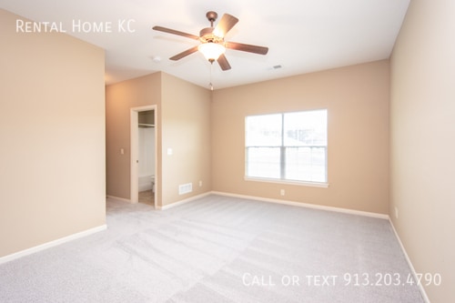 Building Photo - 2100 N 114th St