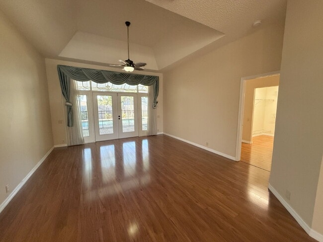 Building Photo - 3107 Westridge Dr