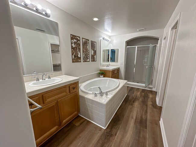 Building Photo - COMING SOON! Bella Ventana 3 Bedroom Home for Rent!