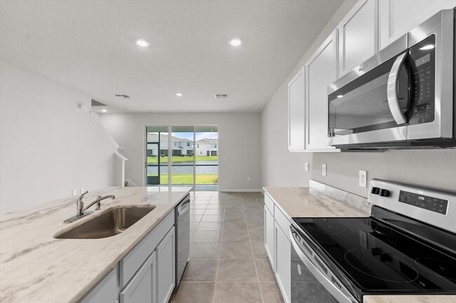 Building Photo - 17709 Crescent Moon Lp