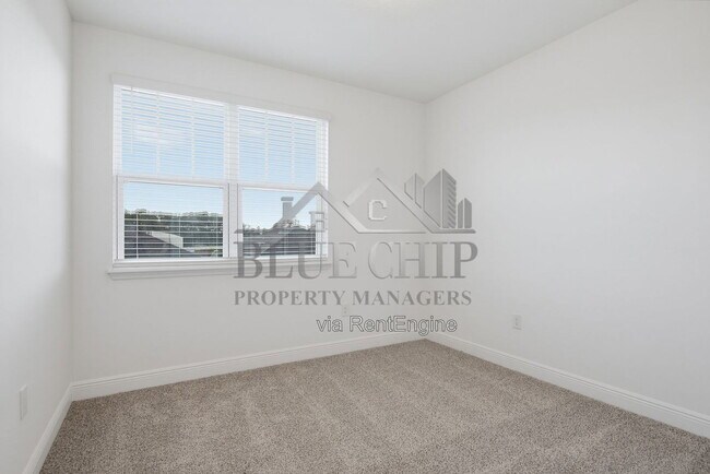 Building Photo - 1217 Pampus Dr
