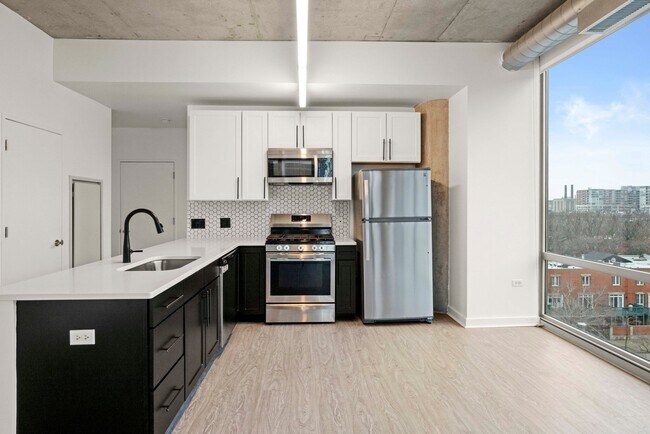 Building Photo - 1397 S State St