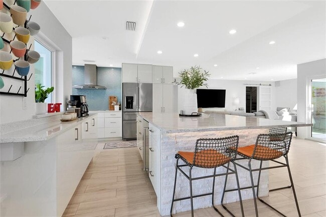 Building Photo - 3694 Glen Oaks Manor Dr