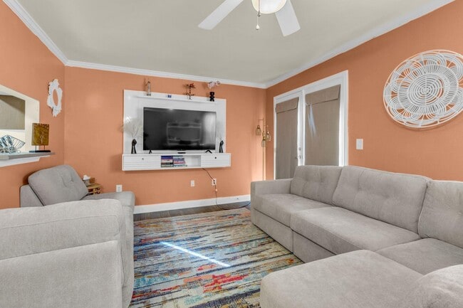 Building Photo - 512 Wingspan Way