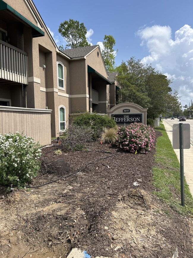 Building Photo - 8155 Jefferson Hwy