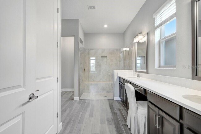 Building Photo - 31650 Cannon Rush Dr