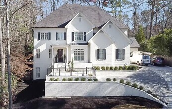 Building Photo - 2991 Sequoyah Dr NW