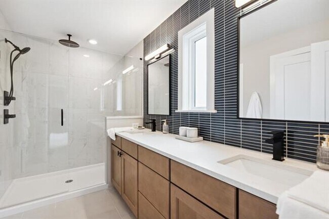 Building Photo - Brand New & Move-In Ready!