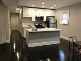 Building Photo - 273 Parker Hill Ave