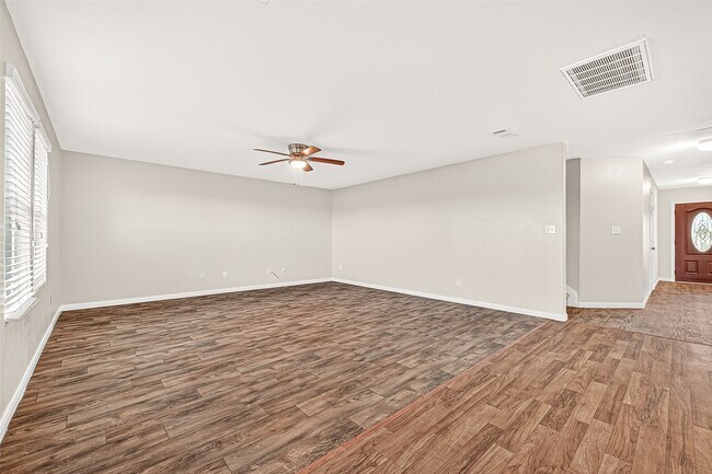 Building Photo - 2030 Stonework Ln