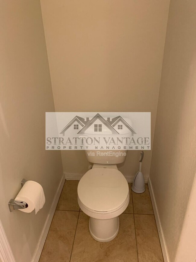 Building Photo - 24531 W Mobile Ln