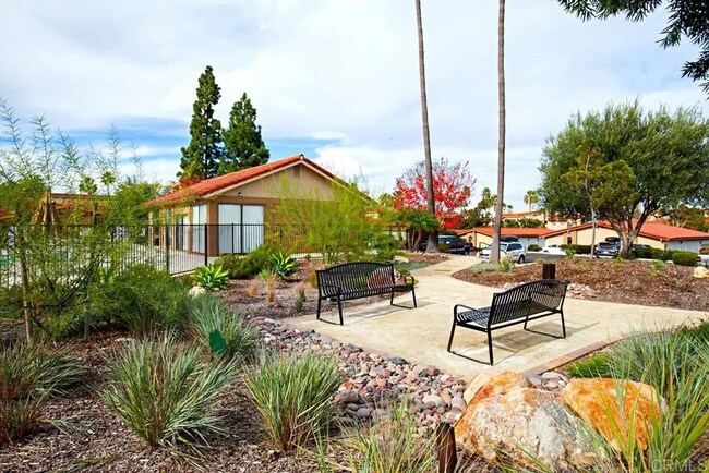 Building Photo - 12260 Corte Sabio