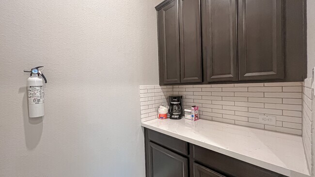 Building Photo - 2114 Partridgeberry Ln