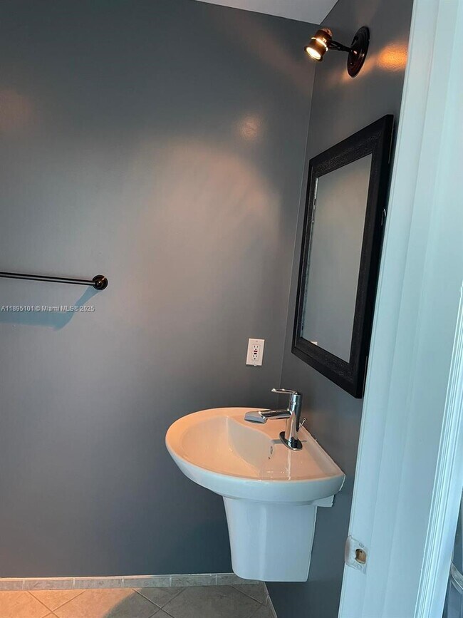 Building Photo - 60 SW 13th St