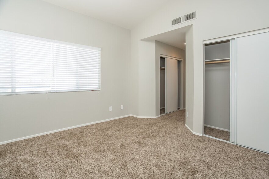 Building Photo - 5831 Trailblazer Dr