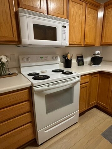 Building Photo - 1430 Westbury Way