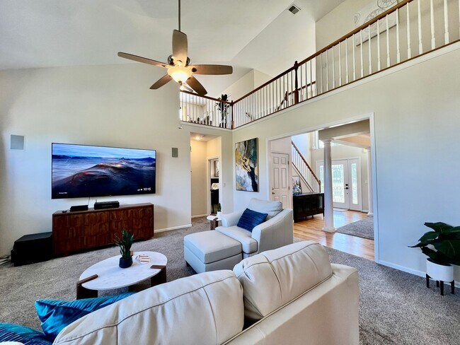 Building Photo - Large executive home in pool community Mason, Oh