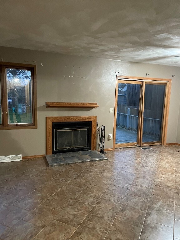 Building Photo - 364 Oak St