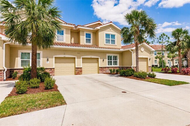 Building Photo - 3215 Oriole Dr