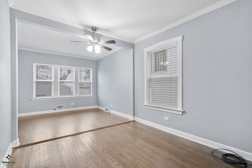 Building Photo - 5620 N Marmora Ave