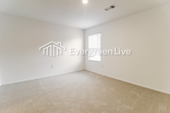 Building Photo - 108 Terrence Dr