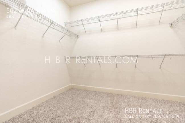 Building Photo - 502 W Campania-