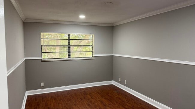 Building Photo - 1114 NW 79th Dr