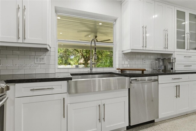 Building Photo - 9775 SW 140th St