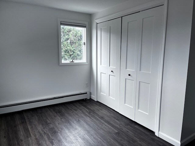 Building Photo - 172 S Maple St