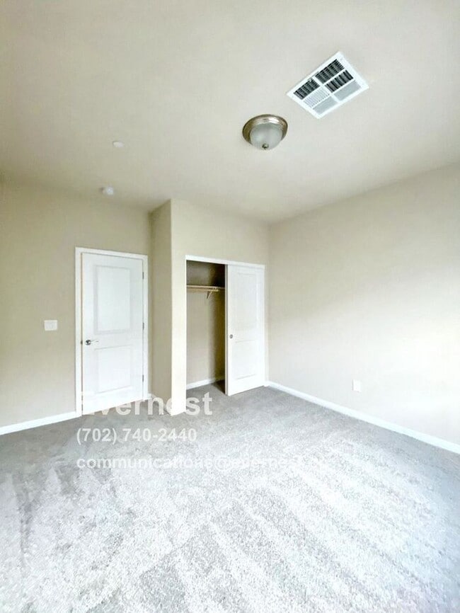 Building Photo - 1-Story Smart Home with Chef-Style Kitchen...