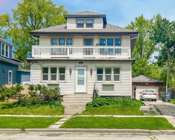 Building Photo - 1218 Bluff Ave