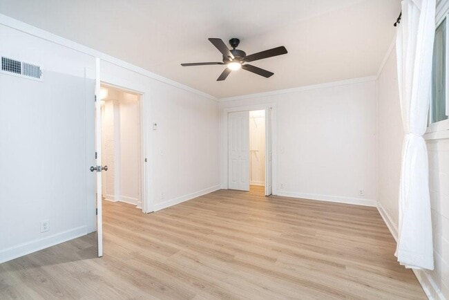 Building Photo - 4570 Academy St