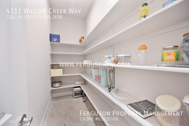 Building Photo - 4111 Willow Crk Wy