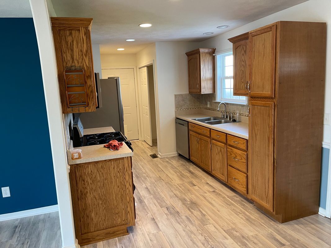 Building Photo - 1610 Robert Rd