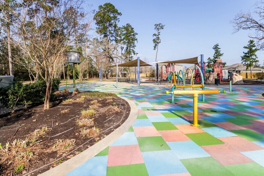 Building Photo - 23135 Shakespeare Dr