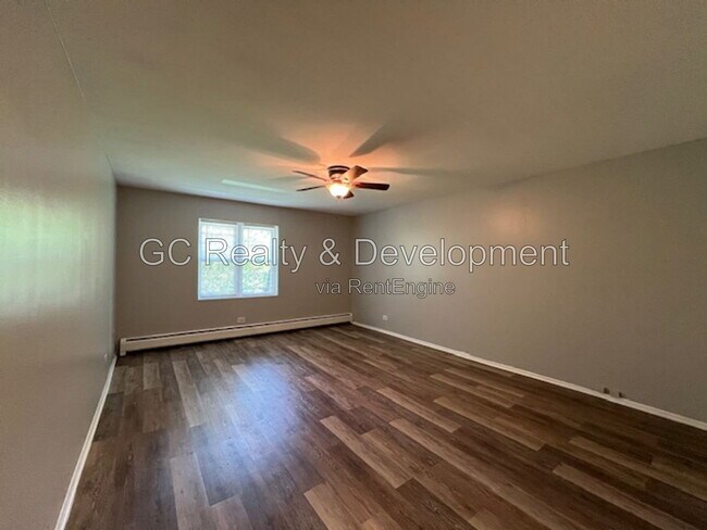 Building Photo - 314 N Warwick Ave