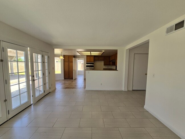 Building Photo - 3207 Maricotte Dr