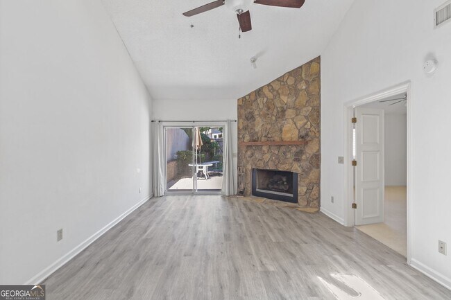 Building Photo - 4039 Fawn Run